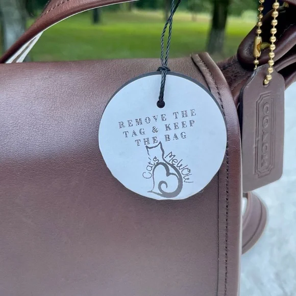 ❤️SOLD❤️Vintage Coach Mahogany Legacy Small Flap 9965 - Picture 9 of 10